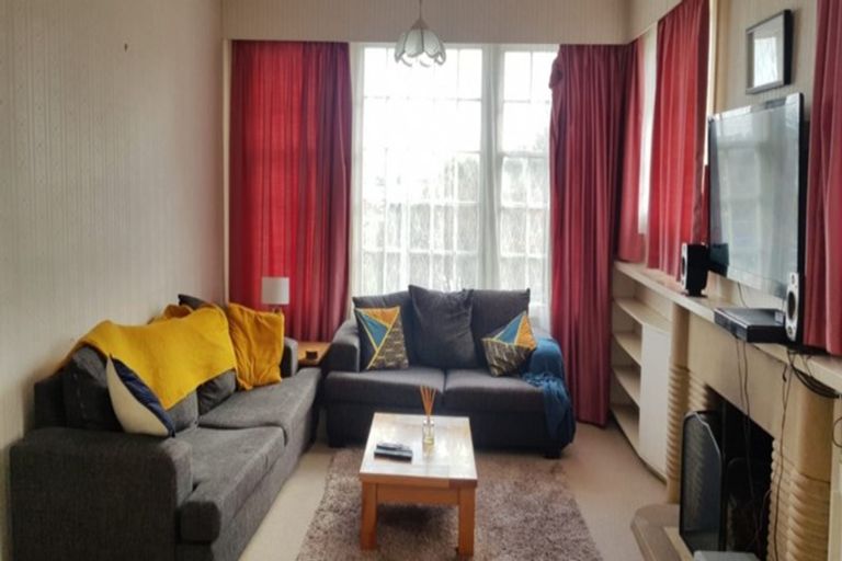 Photo of property in 4 Pukerangi Crescent, Ellerslie, Auckland, 1051