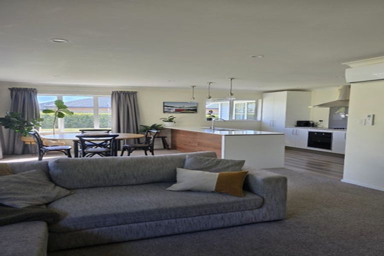 Photo of property in 7 Johnson Avenue, Amberley, 7410