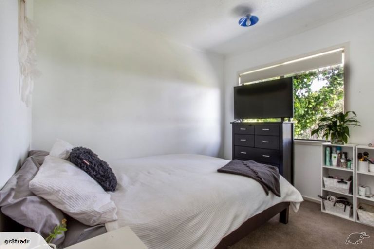 Photo of property in 1/10 Morton Avenue, Forrest Hill, Auckland, 0620