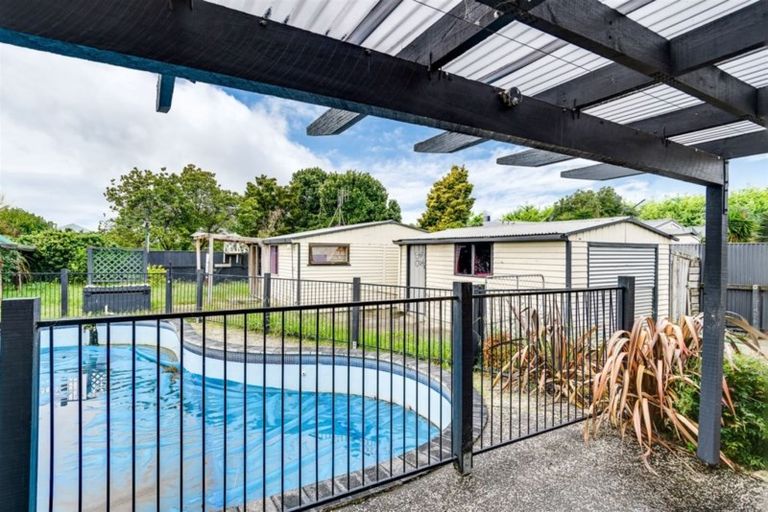 Photo of property in 2 Wycliffe Street, Onekawa, Napier, 4110