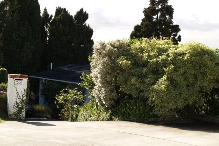 Photo of property in 24 Churchill Road, Cockle Bay, Auckland, 2014