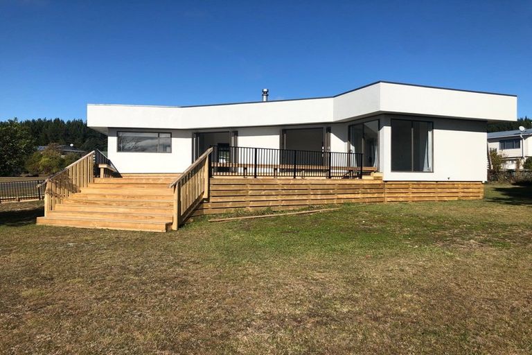Photo of property in 3 Rowena Crescent, Motuoapa, 3382