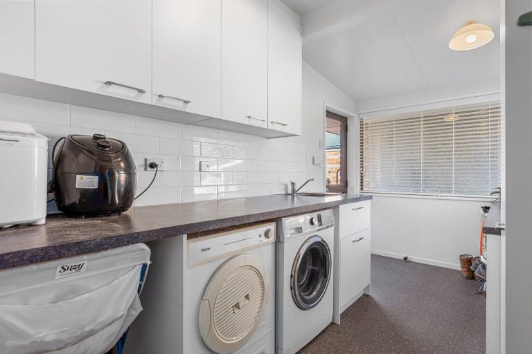 Photo of property in 2 Terrace Road, Leithfield, Amberley, 7481