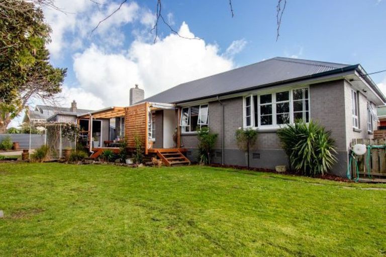 Photo of property in 10 Bush Street, Paeroa, 3600