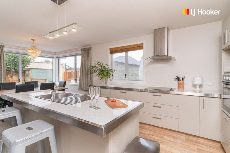 Photo of property in 12a Kennedy Street, Saint Clair, Dunedin, 9012