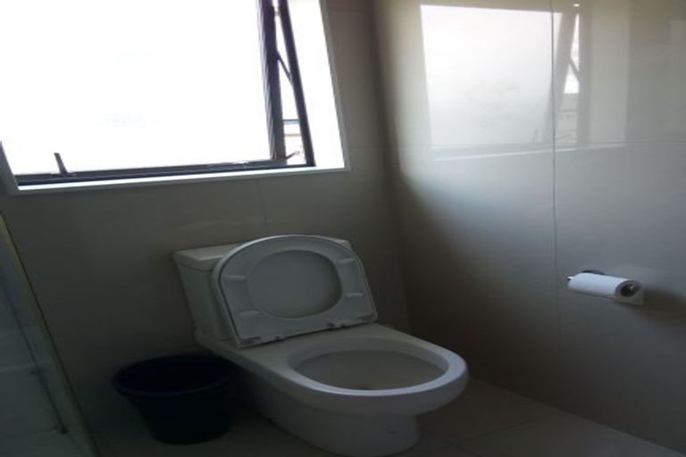 Photo of property in 2a Wood Street, Papakura, 2110