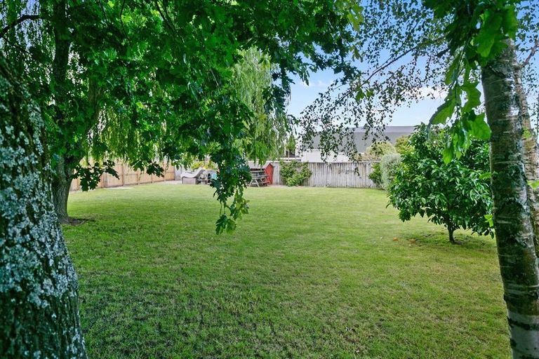 Photo of property in 20a Raleigh Street, Leamington, Cambridge, 3432