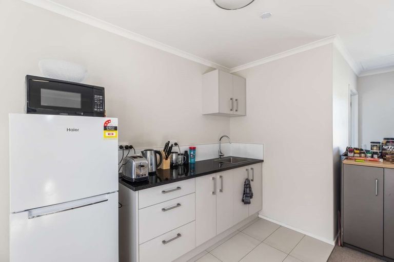 Photo of property in 13 De Havilland Road, Hobsonville, Auckland, 0616