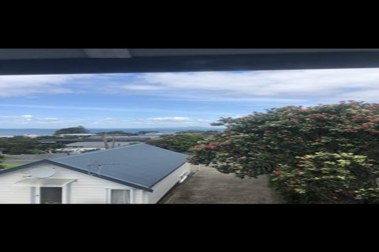 Photo of property in 959 Beach Road, Torbay, Auckland, 0630