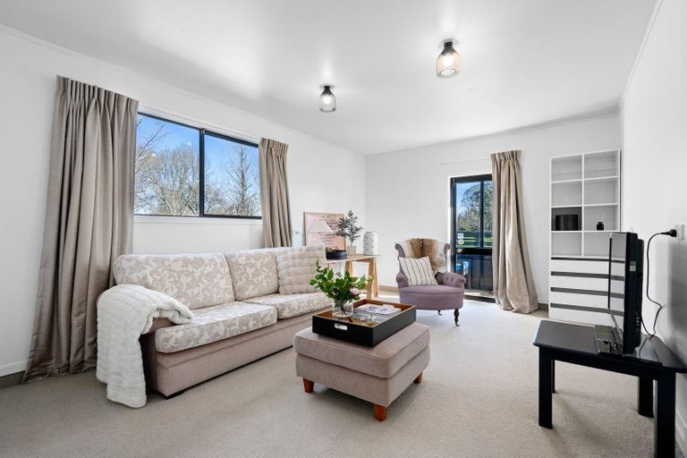 Photo of property in 43 Forrest Road, Cambridge, 3493