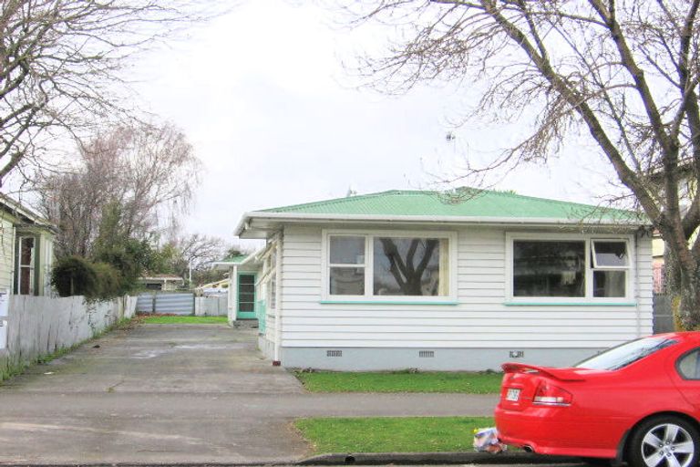 Photo of property in 17a Ada Street, Hokowhitu, Palmerston North, 4410