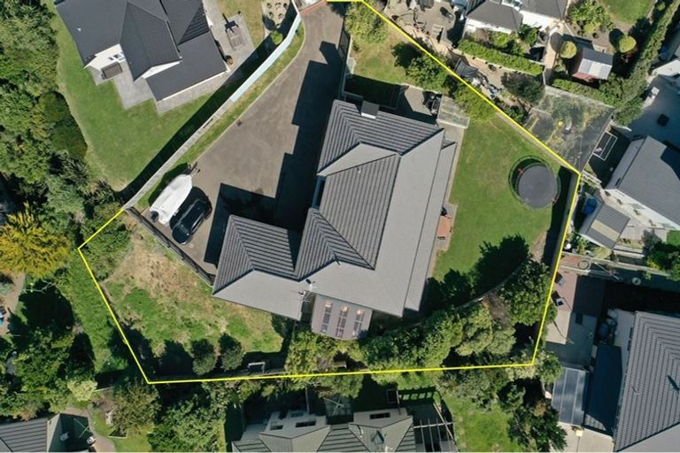 Photo of property in 7 The Topdeck, Whitby, Porirua, 5024