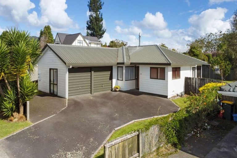 Photo of property in 14 Elmslie Place, Owhata, Rotorua, 3010