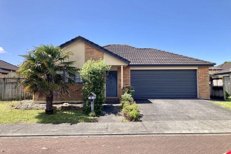 Photo of property in 7 Applebox Lane, Henderson, Auckland, 0612
