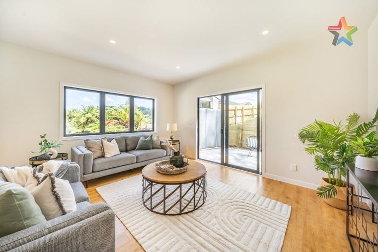 Photo of property in 5 Te Ara O Tahumate, Stokes Valley, 5019