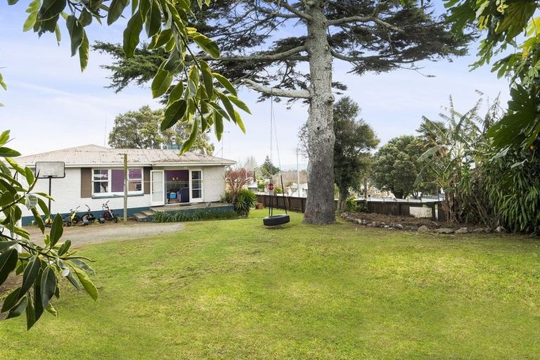 Photo of property in 2 Rawhiti Street, Greerton, Tauranga, 3112