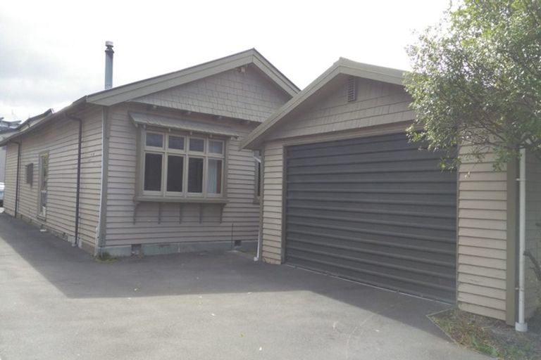 Photo of property in 73 Grafton Street, Waltham, Christchurch, 8011