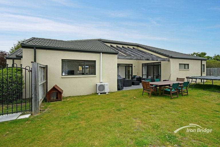 Photo of property in 65 Coolspring Way, Redwood, Christchurch, 8051
