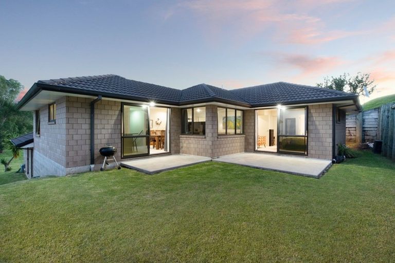 Photo of property in 10 Raptor Way, Welcome Bay, Tauranga, 3175