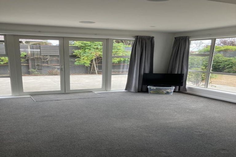 Photo of property in 2/11 Flemington Avenue, North New Brighton, Christchurch, 8083