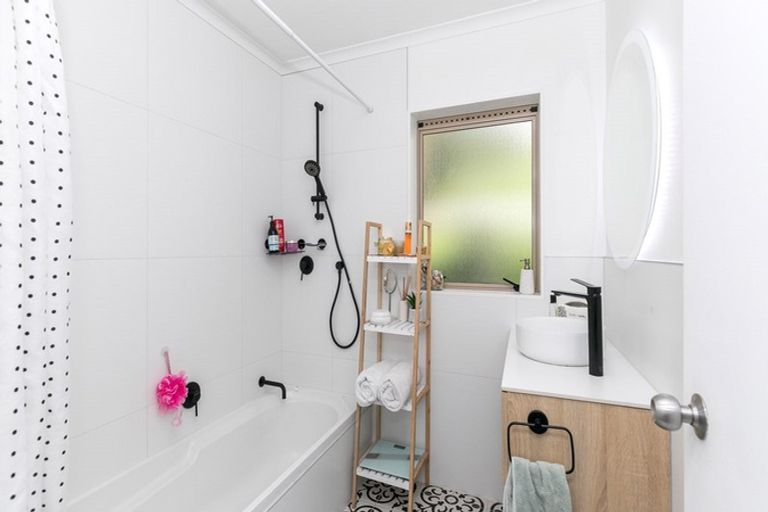 Photo of property in 9 Totara Terrace, Huntly, 3700