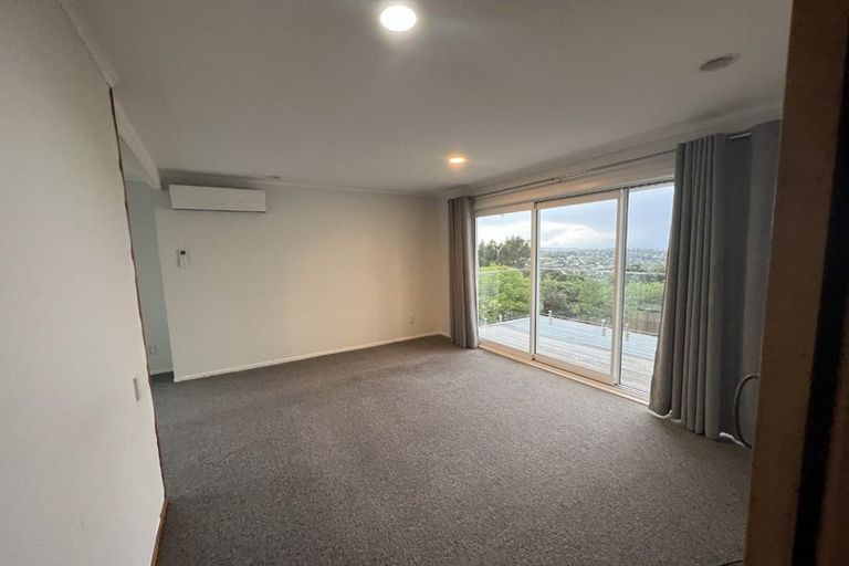 Photo of property in 752 East Coast Road, Pinehill, Auckland, 0630