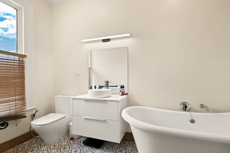 Photo of property in 46 Signal Hill Road, Opoho, Dunedin, 9010