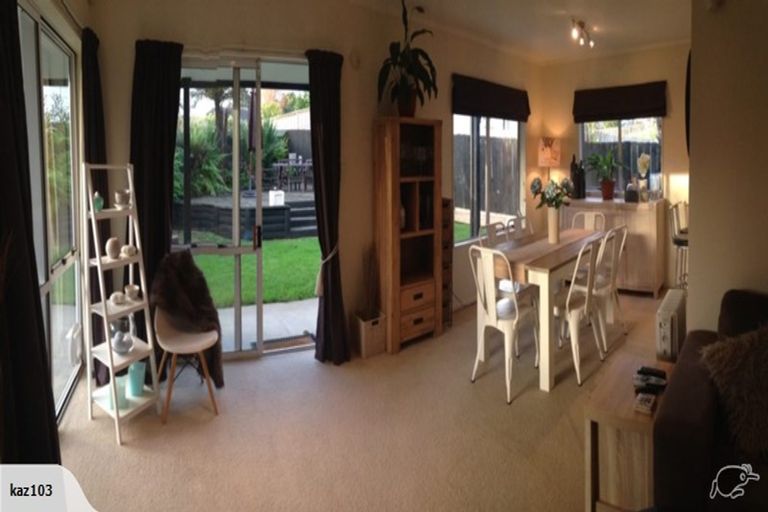 Photo of property in 4/56 Youngs Road, Papakura, 2110