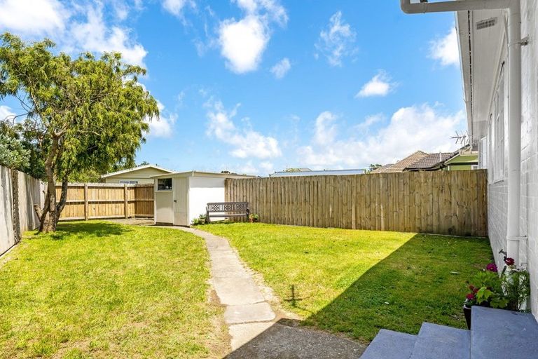 Photo of property in 16 Tyndall Street, Waiwhetu, Lower Hutt, 5010