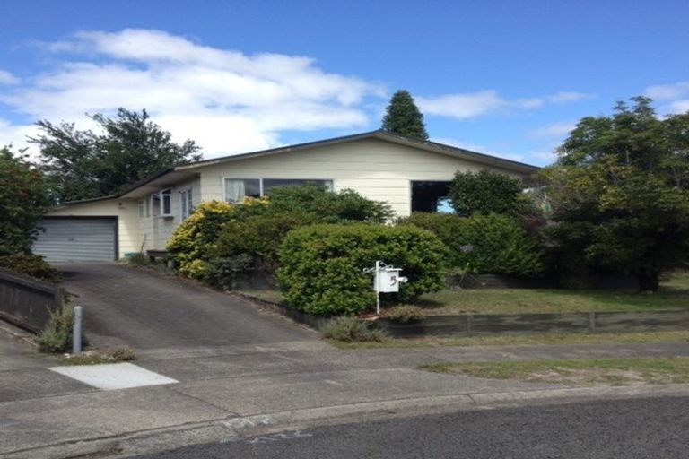 Photo of property in 5 Battersea Place, Richmond Heights, Taupo, 3330