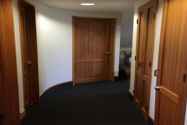 Photo of property in 2f Dodson Avenue, Milford, Auckland, 0620