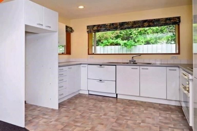 Photo of property in 2/18 Euston Street, Riccarton, Christchurch, 8041