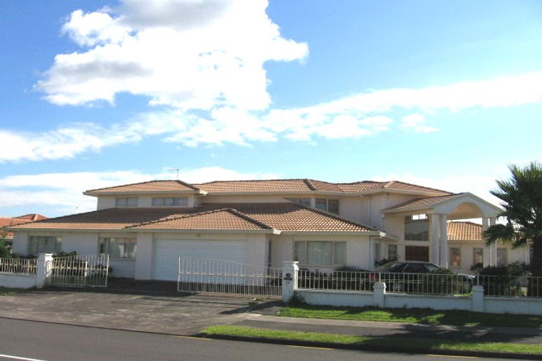 Photo of property in 55 Meadowland Drive, Somerville, Auckland, 2014
