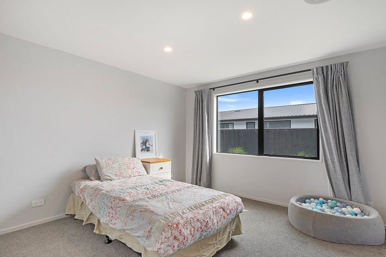 Photo of property in 4 Roles Way, Rolleston, 7615