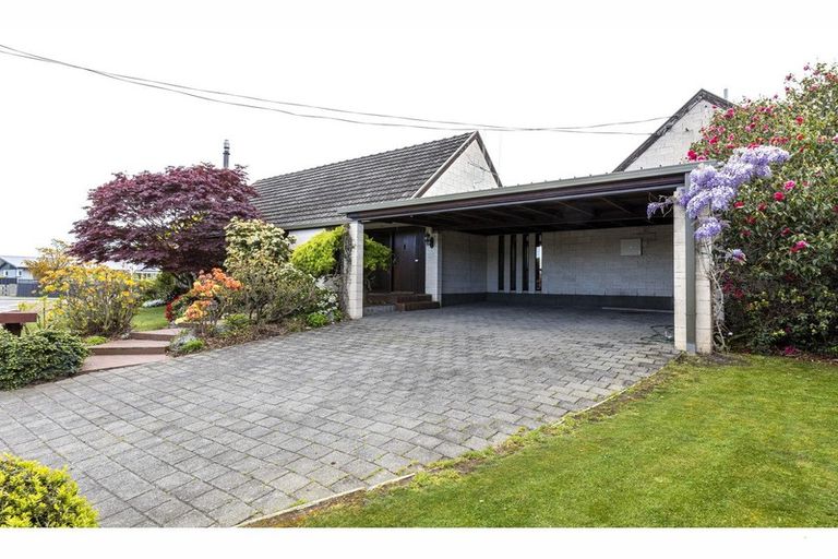 Photo of property in 49 Gleniti Road, Gleniti, Timaru, 7910