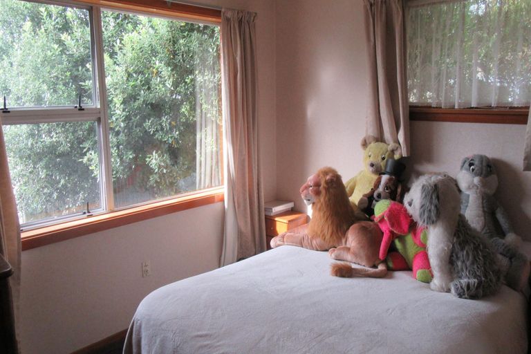 Photo of property in 11 Holmes Street, Waimate, 7924