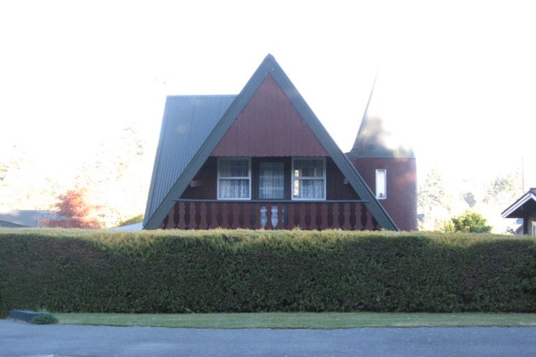 Photo of property in 23 Chalet Crescent, Hanmer Springs, 7334