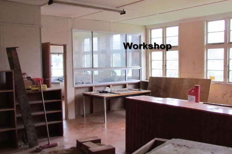 Photo of property in 2087 State Highway 2, Mount Bruce, Masterton, 5881