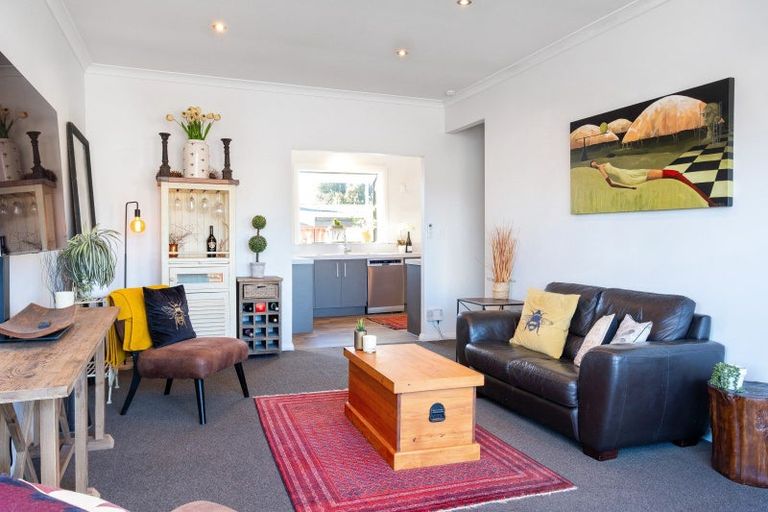 Photo of property in 5 Moeller Street, Taradale, Napier, 4112