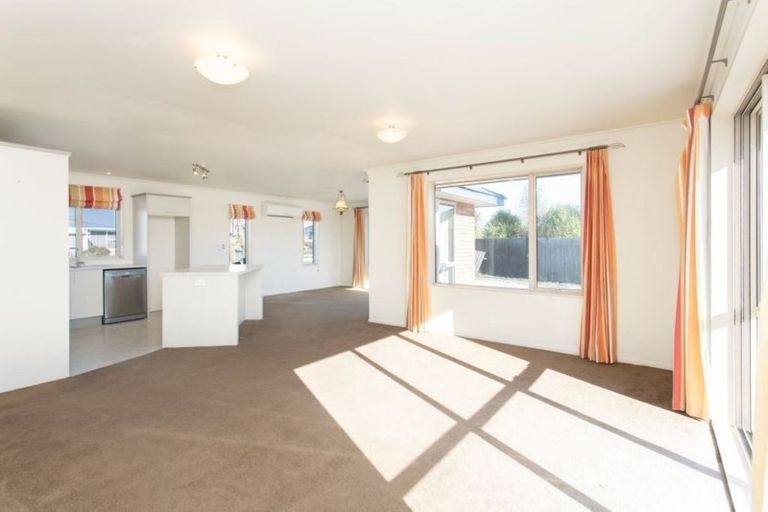 Photo of property in 28 Landy Street, Dallington, Christchurch, 8061