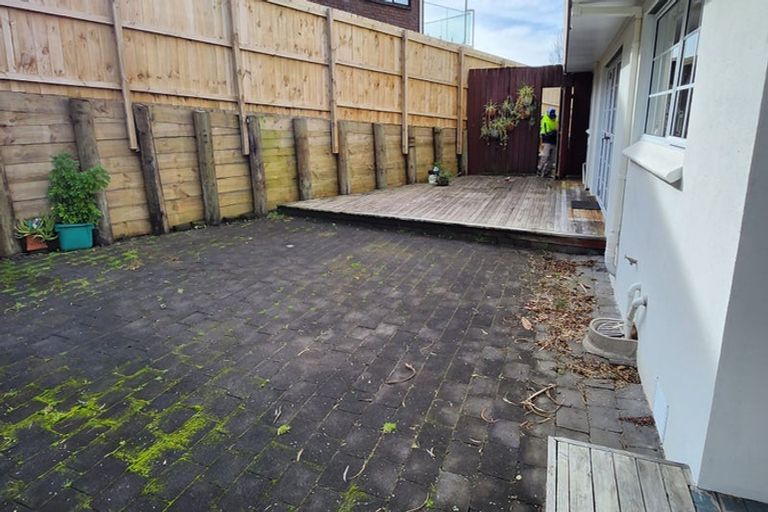 Photo of property in 38 Nui Mana Place, Te Atatu South, Auckland, 0610