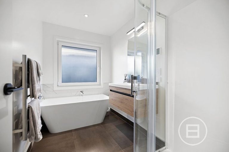 Photo of property in 96 Jack Hanley Drive, Jacks Point, Queenstown, 9371