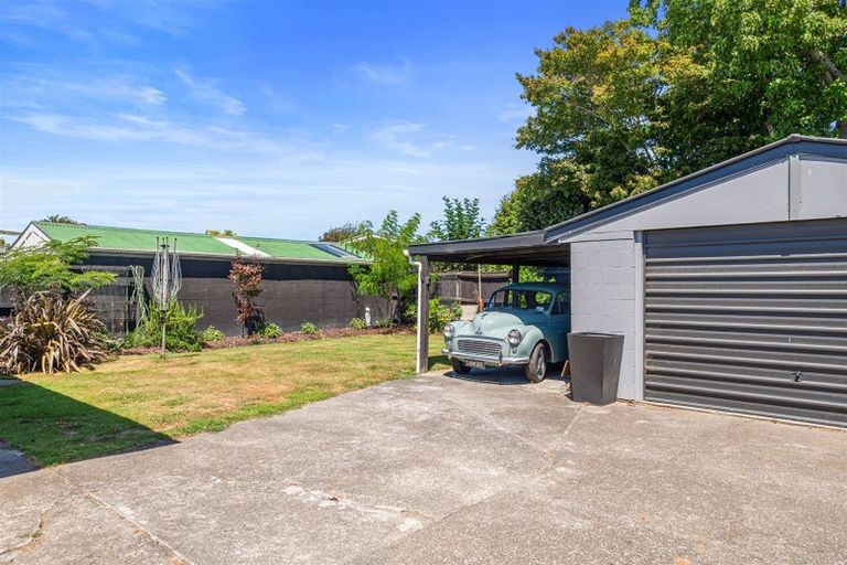 Photo of property in 301 Sawyers Arms Road, Bishopdale, Christchurch, 8053