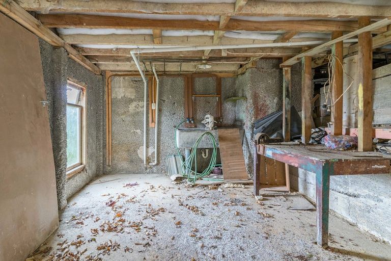 Photo of property in 17 Glendevon Place, Vauxhall, Dunedin, 9013