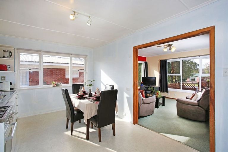 Photo of property in 11 Kayes Road, Pukekohe, 2120