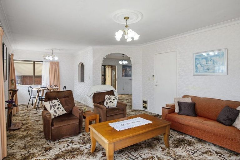 Photo of property in 4 Brynbela Court, Papakura, 2110