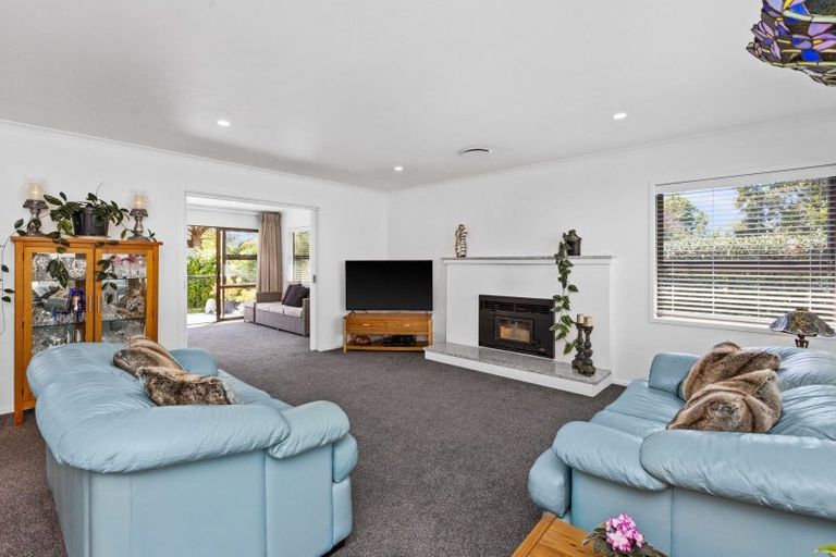 Photo of property in 7 Tui Glen, Havelock North, 4130