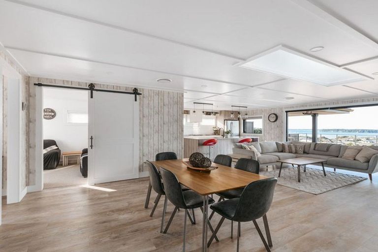 Photo of property in 4 Goldstone Place, Omokoroa, 3114