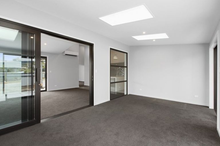 Photo of property in 1 Nore Street, Waihola, Milton, 9073