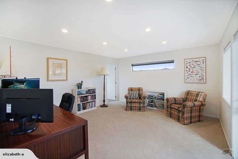 Photo of property in 2/7 Camden Place, Papatoetoe, Auckland, 2025